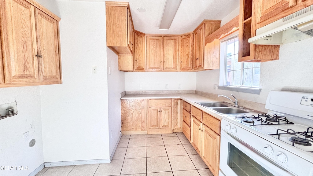 2717 Idalia Avenue - Photo 6