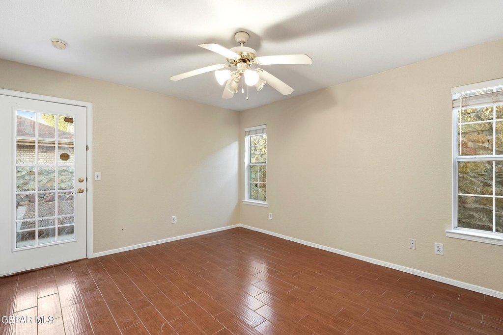 7536 Le Conte Drive - Photo 16