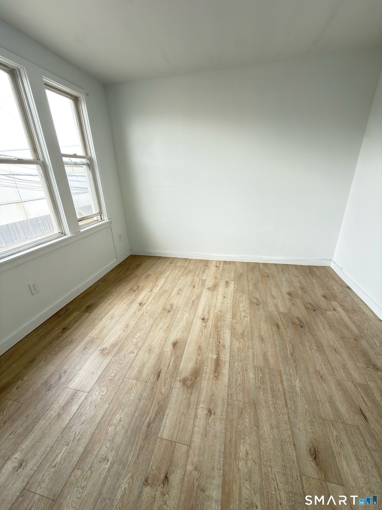 10 Beatrice Street - Photo 3