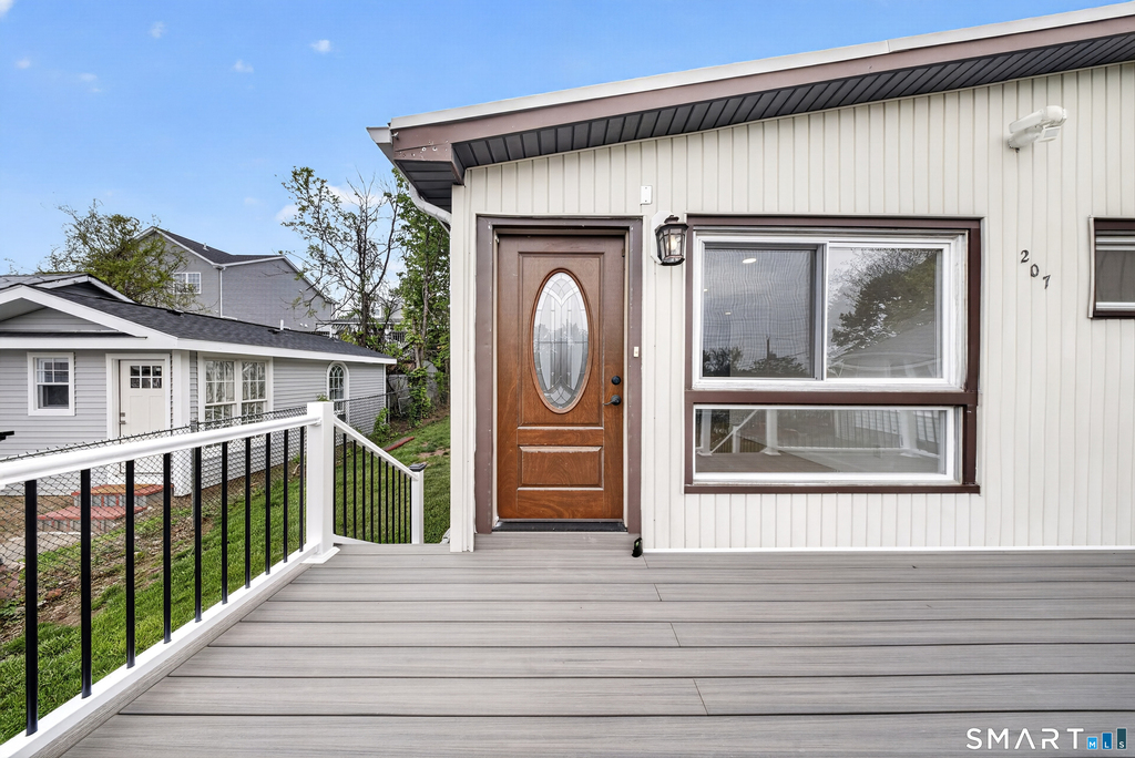 207 Hillcrest Road - Photo 3