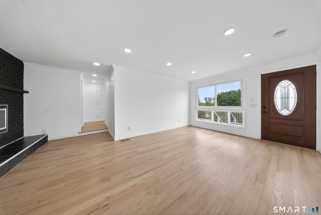 207 Hillcrest Road - Photo 4