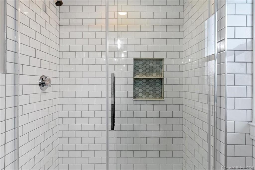 223 Townsend Avenue - Photo 22