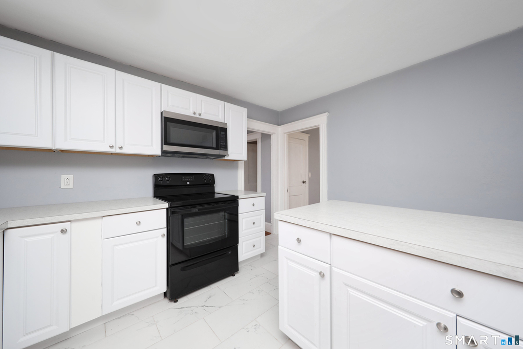 78 Maplewood Avenue - Photo 6