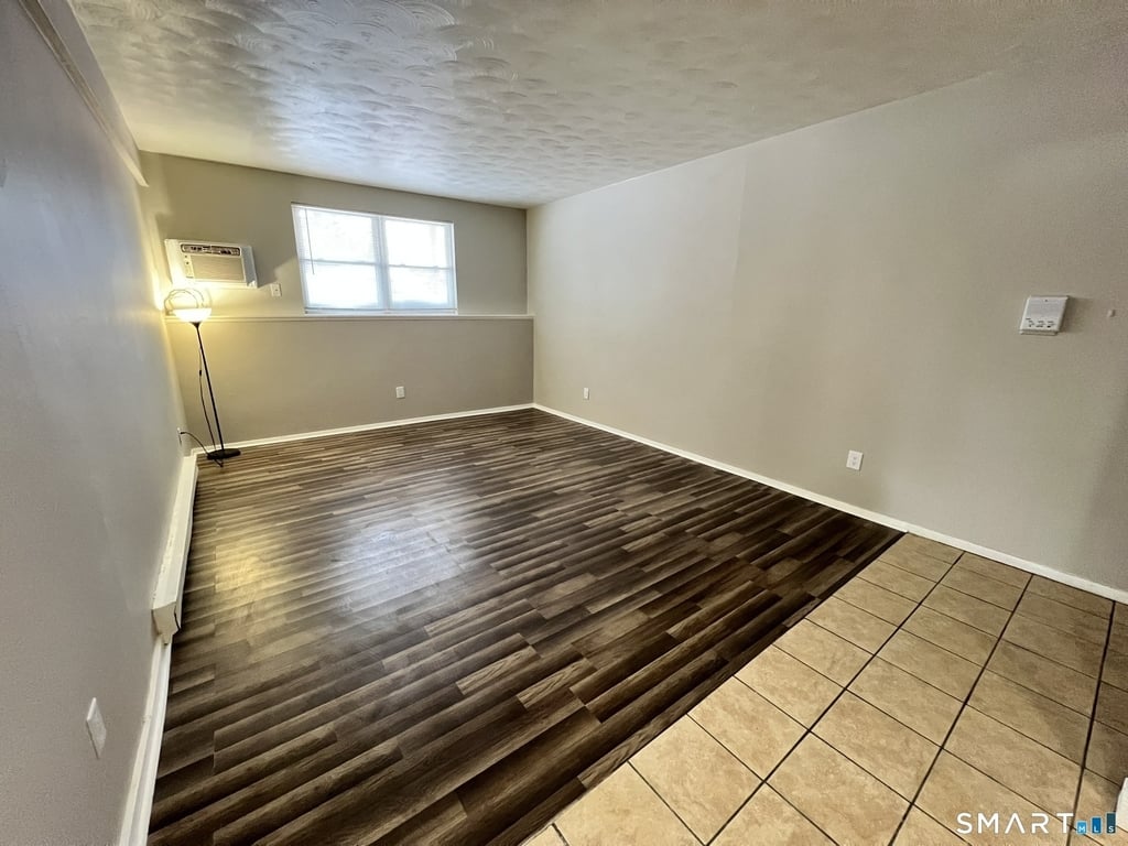 515 Emmett Street - Photo 0