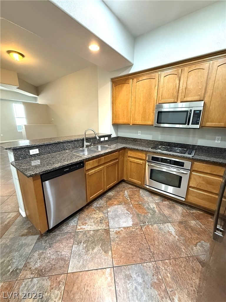 38 Serene Avenue - Photo 5