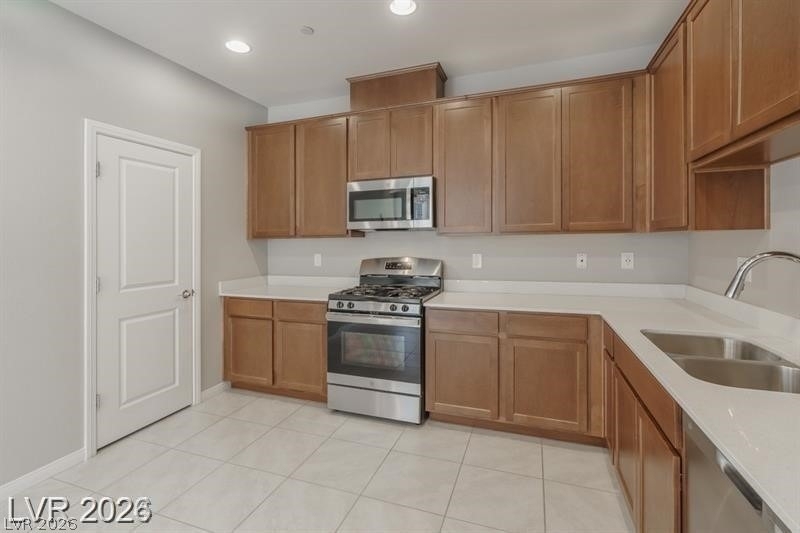 667 Solar Citrine Street - Photo 3