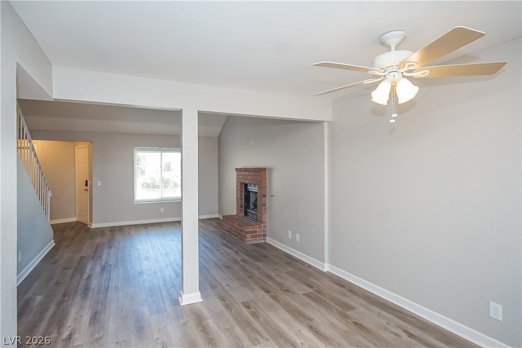 910 Clipper Drive - Photo 4