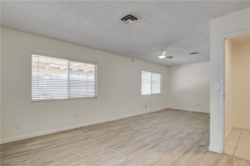 2085 Wagonwheel Avenue - Photo 8