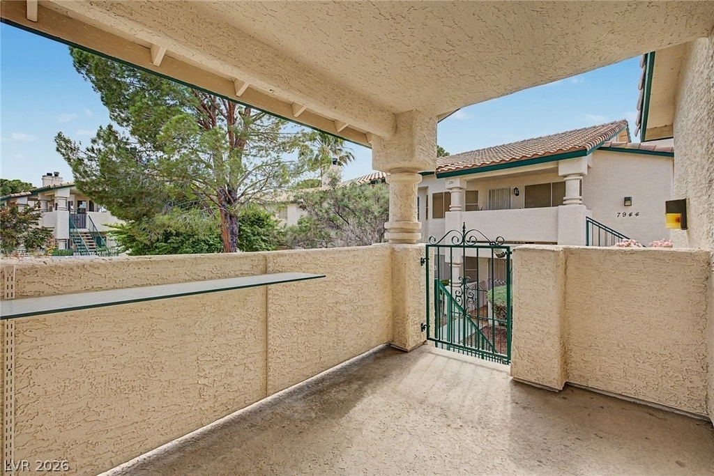 1513 Cedar Rock Lane - Photo 4