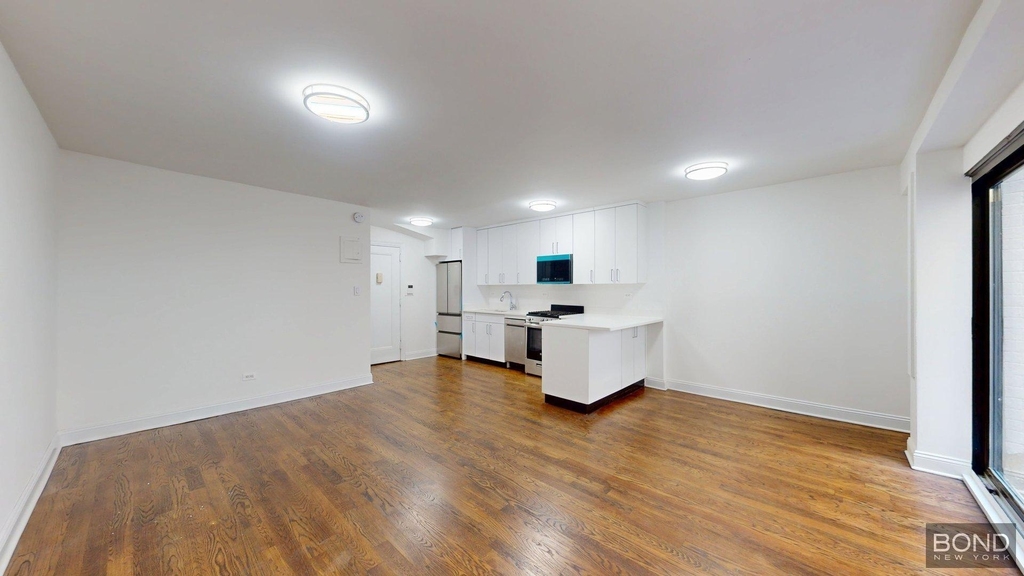 147 East 72nd Street  - Photo 0