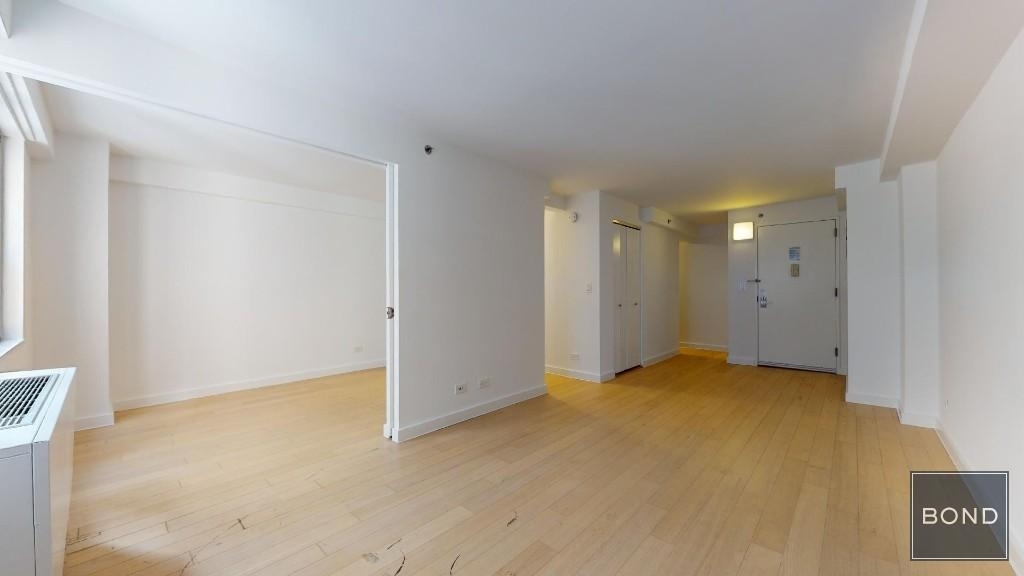 222 East 39th Street Apartment 22A - Photo 0