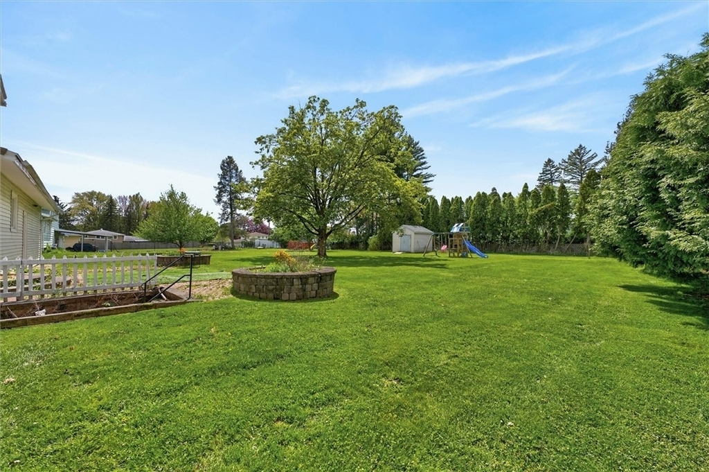 1399 Creek Street - Photo 9