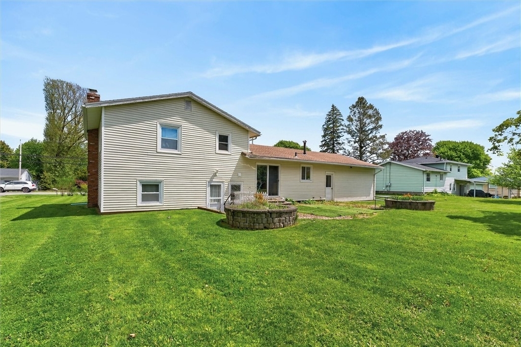 1399 Creek Street - Photo 8