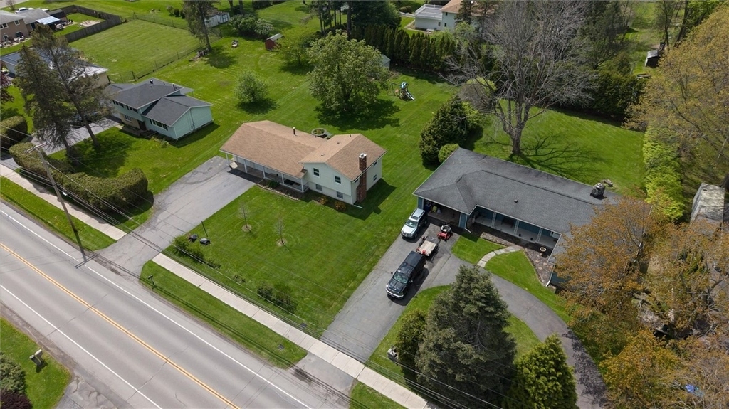 1399 Creek Street - Photo 11