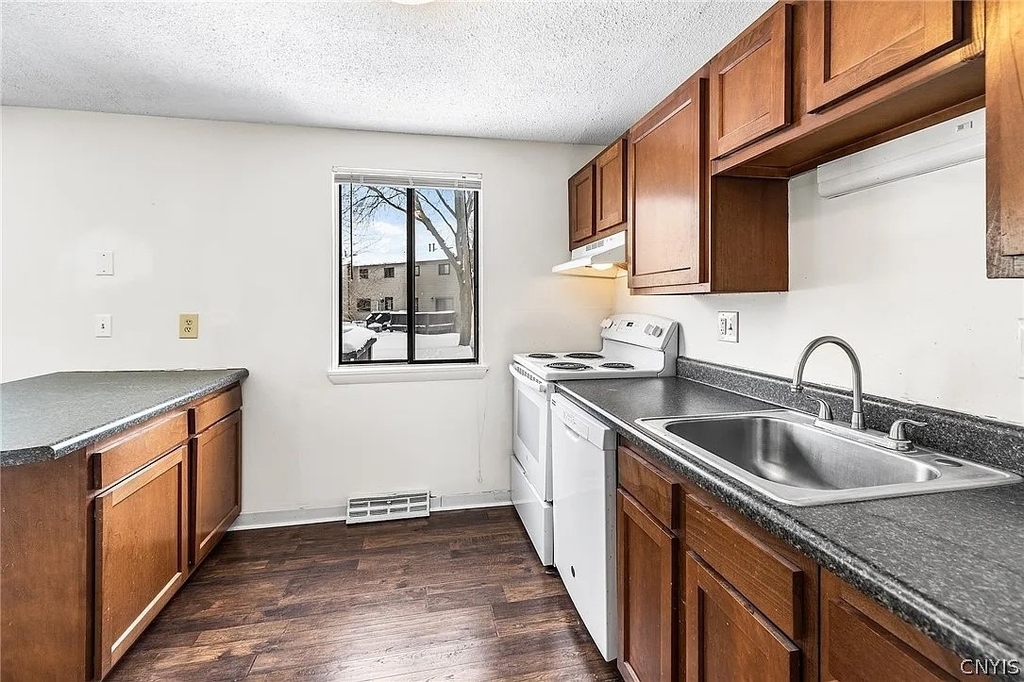 364 Cameco Circle - Photo 7
