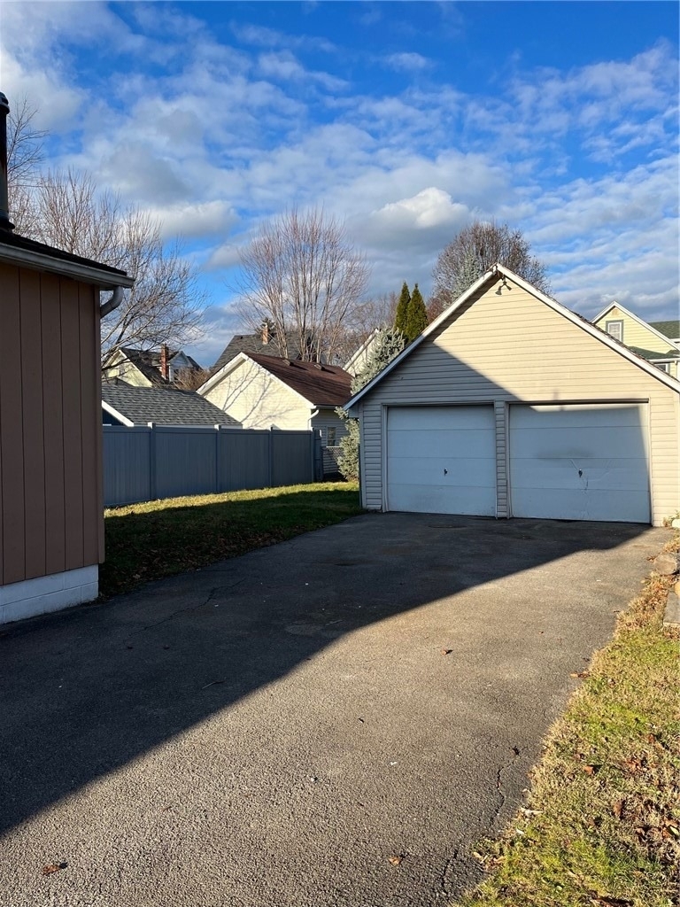 223 E Filbert Street - Photo 44