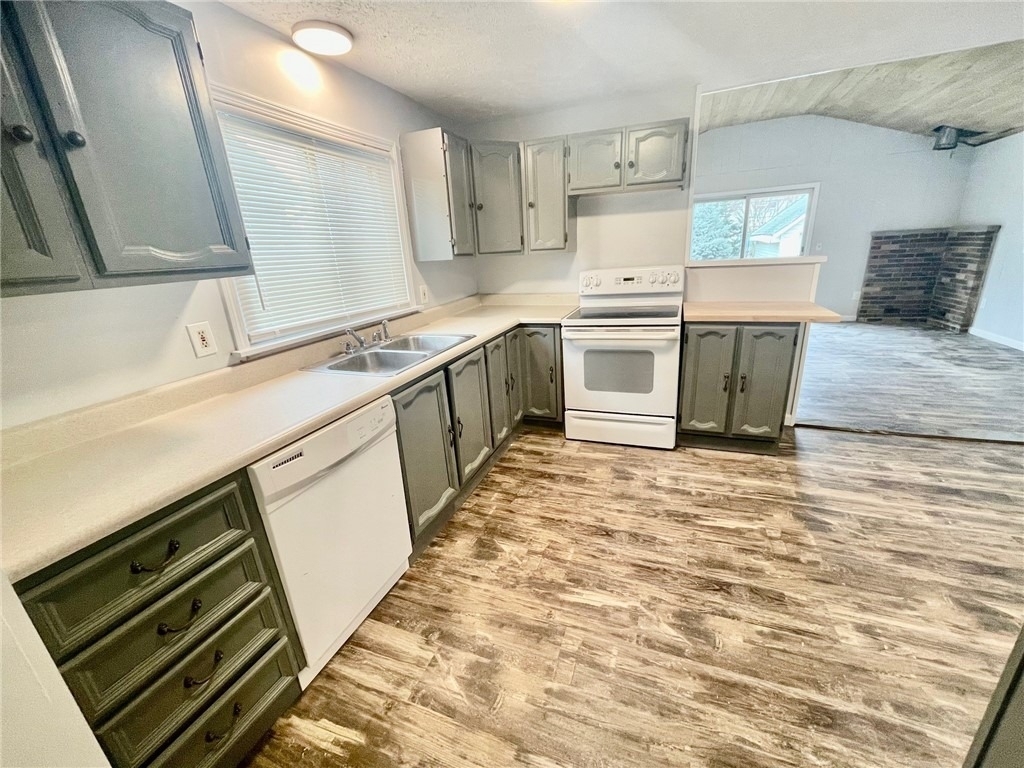 223 E Filbert Street - Photo 24