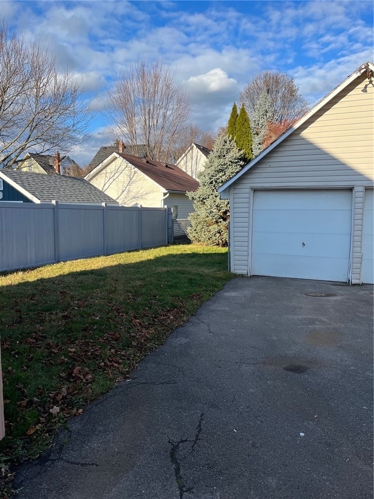 223 E Filbert Street - Photo 45