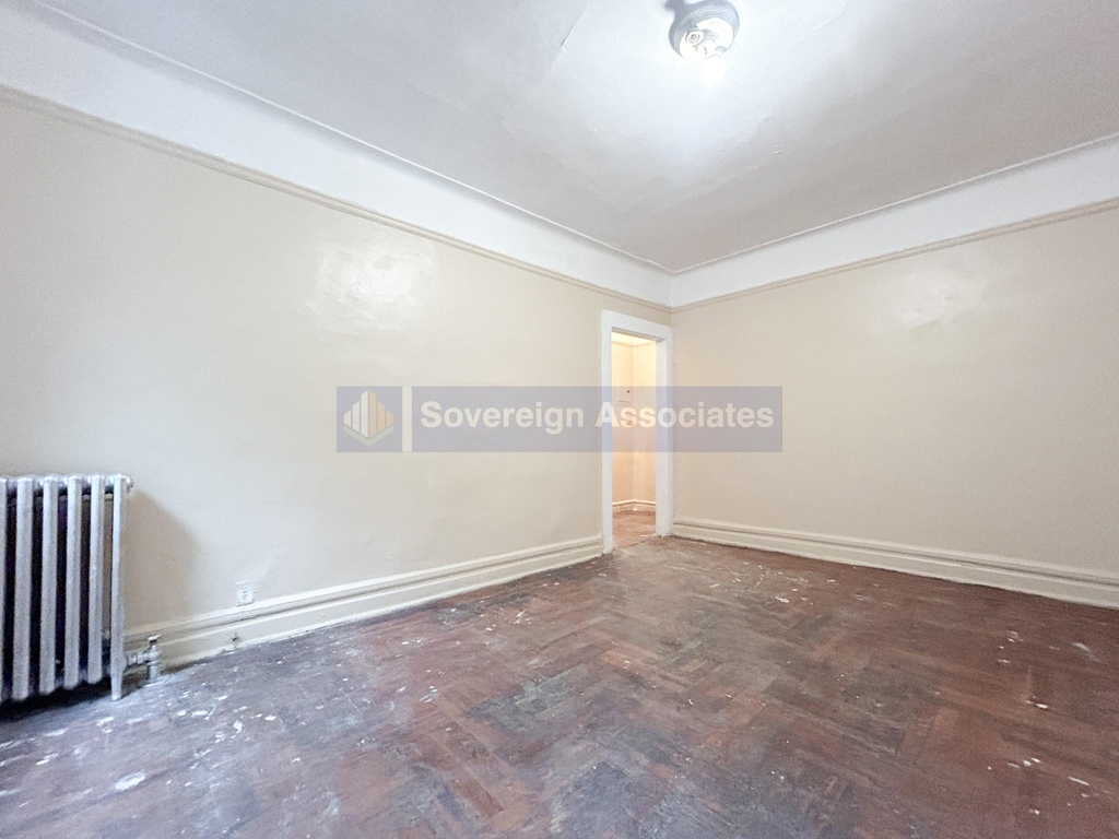 2507 Cruger Avenue - Photo 7