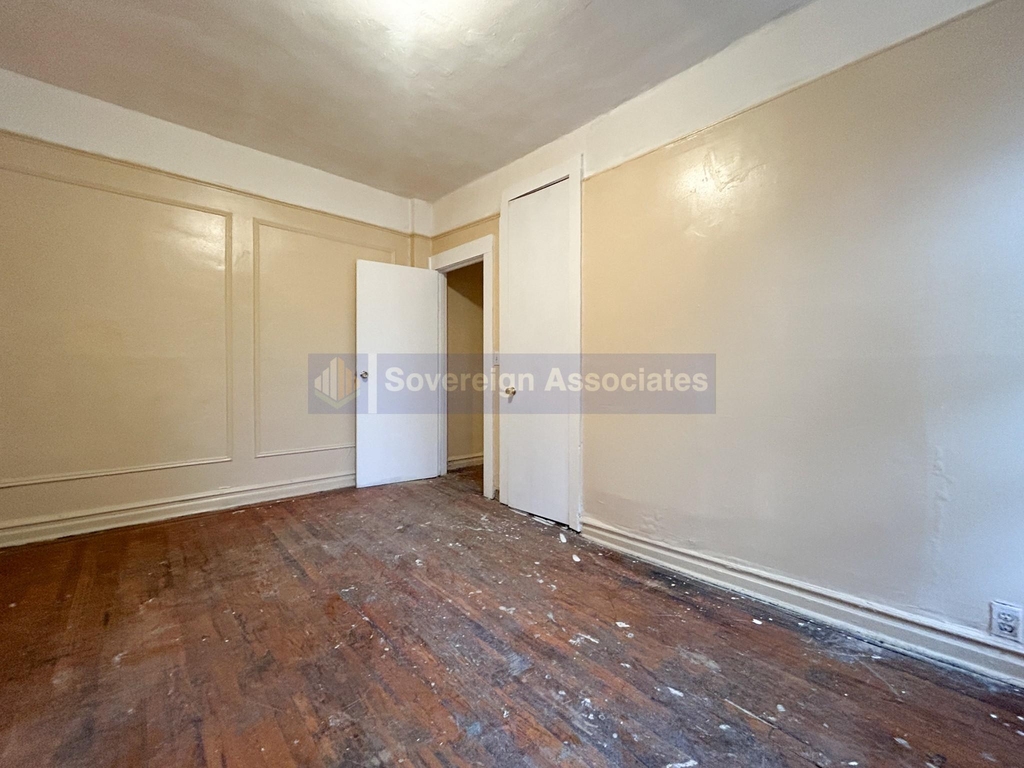 2507 Cruger Avenue - Photo 9