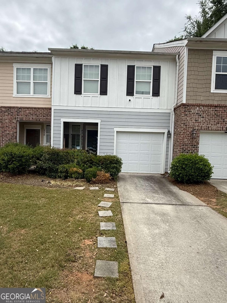 2330 Mckenna Square Drive - Photo 0