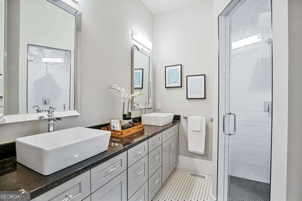 79 Adair Avenue Se - Photo 16