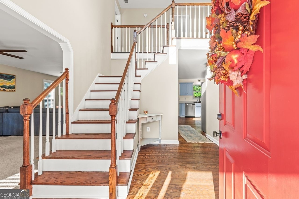 552 Magnolia Drive - Photo 5
