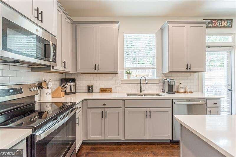 5392 Brooklands Drive - Photo 6
