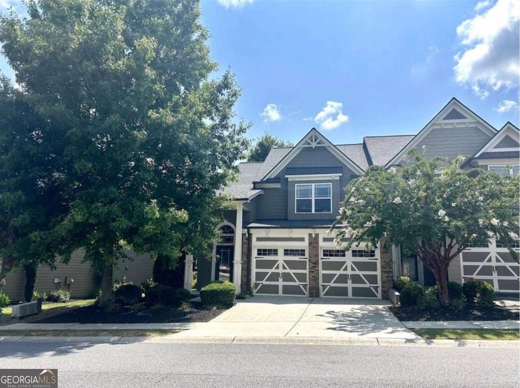 220 Stone Park Drive - Photo 0