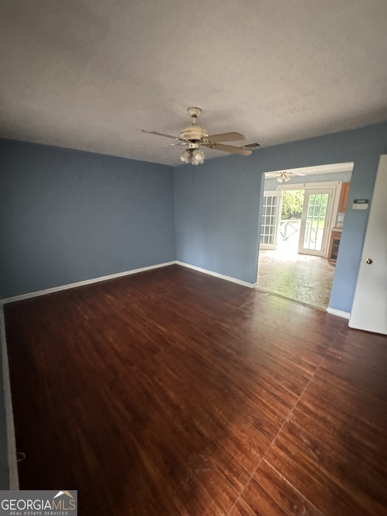 4300 Essex Road - Photo 1