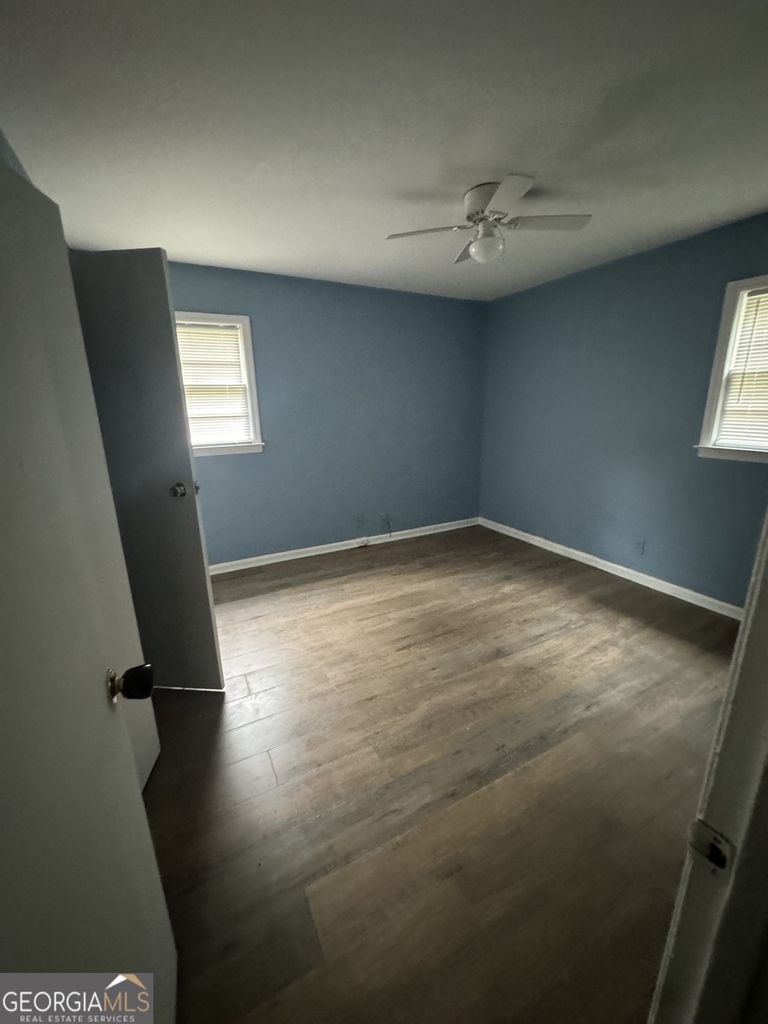 4300 Essex Road - Photo 8