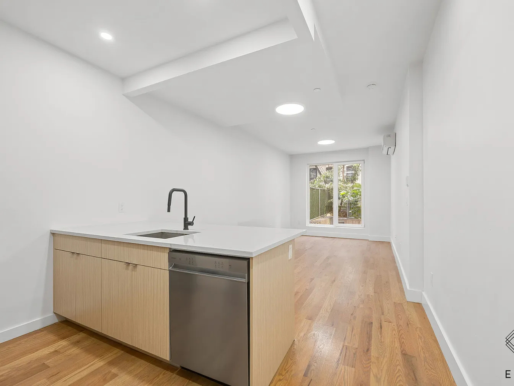 56 East 21st Street - Photo 0