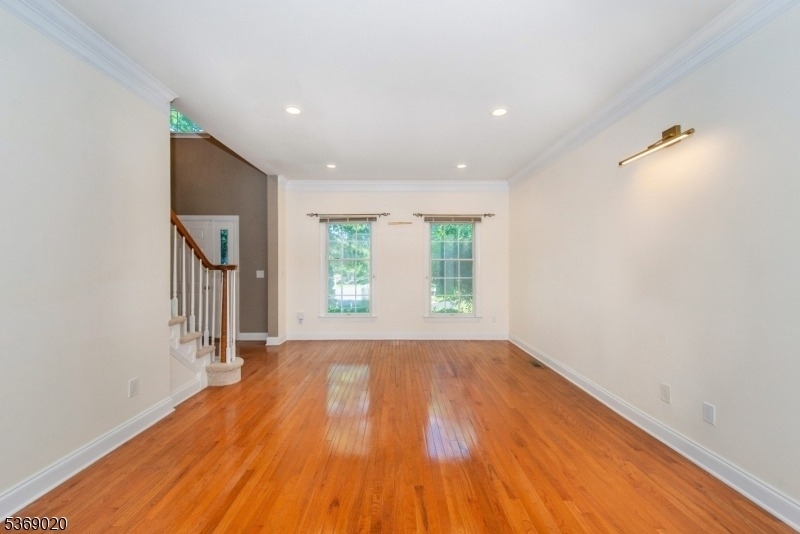 5 Savannah Court - Photo 2