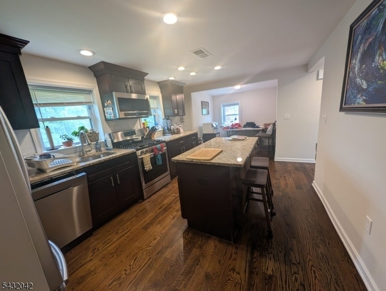 174 Snyder Ave - Photo 6