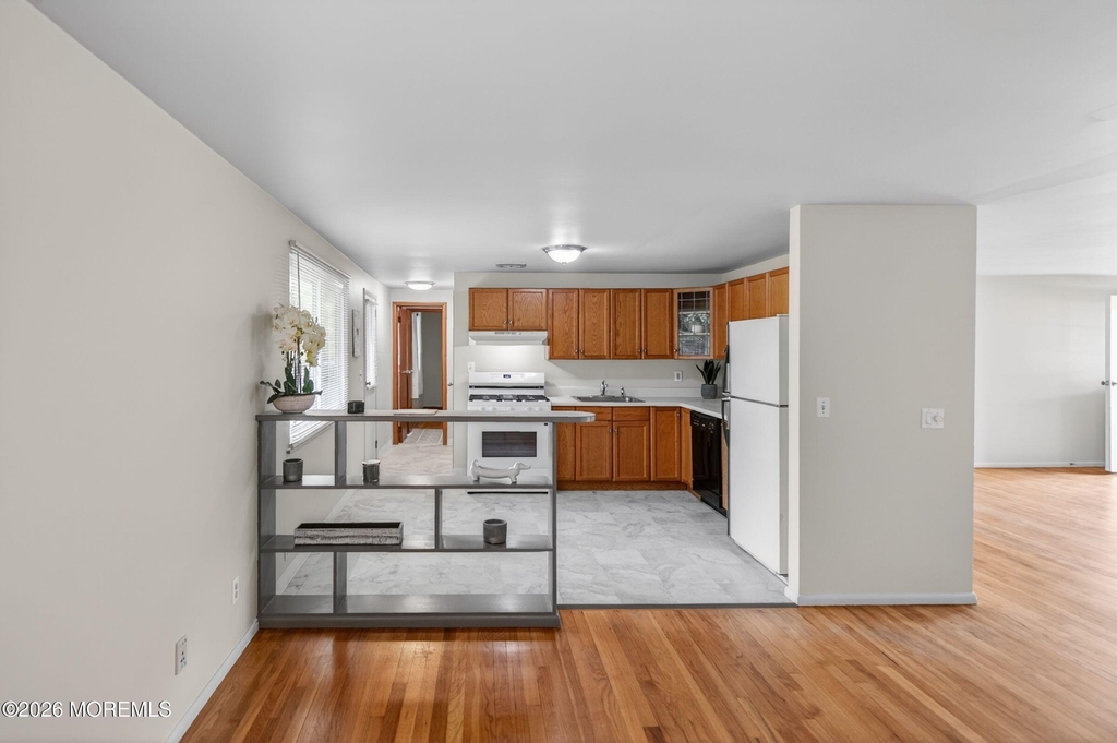 29 Demmert Avenue - Photo 9