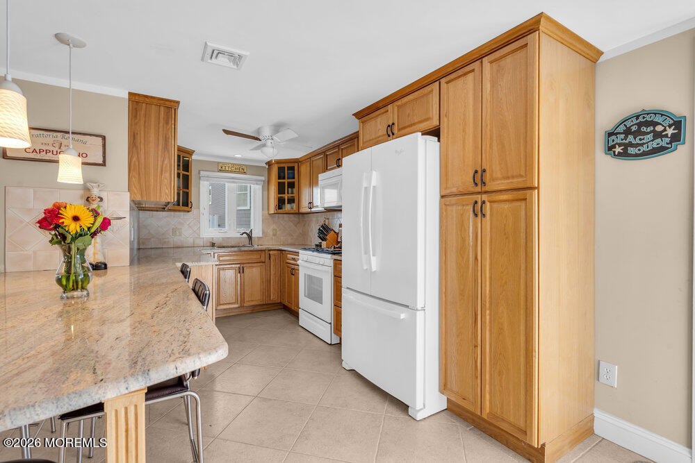 102 W Colony Road - Photo 32