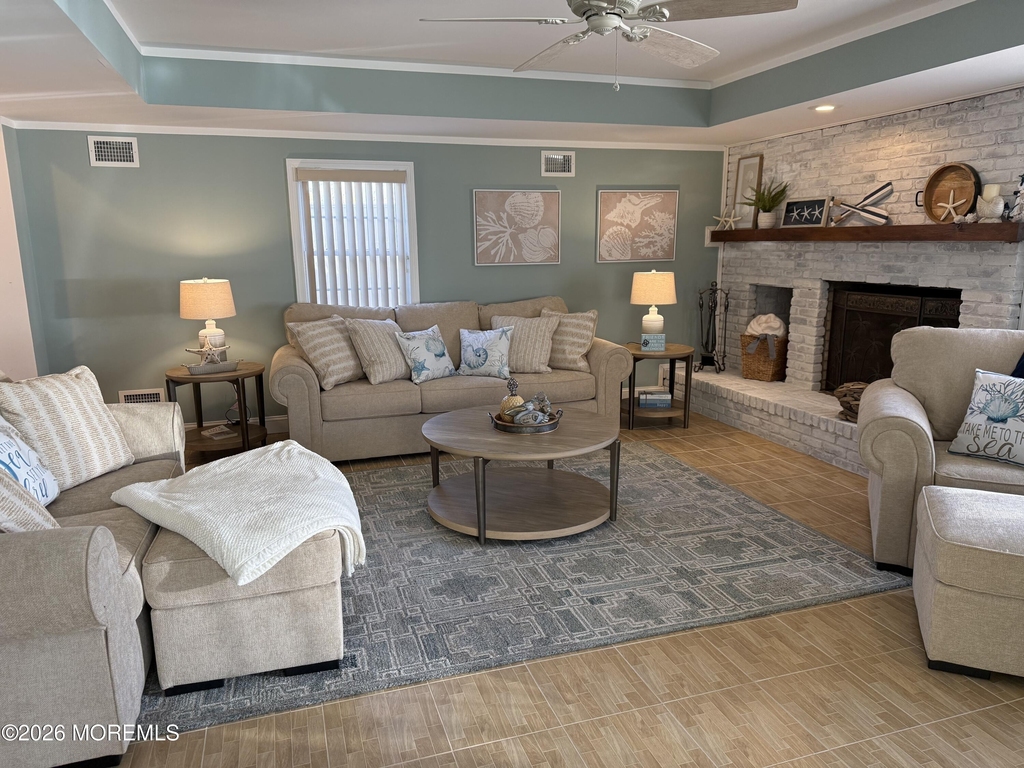 102 W Colony Road - Photo 4