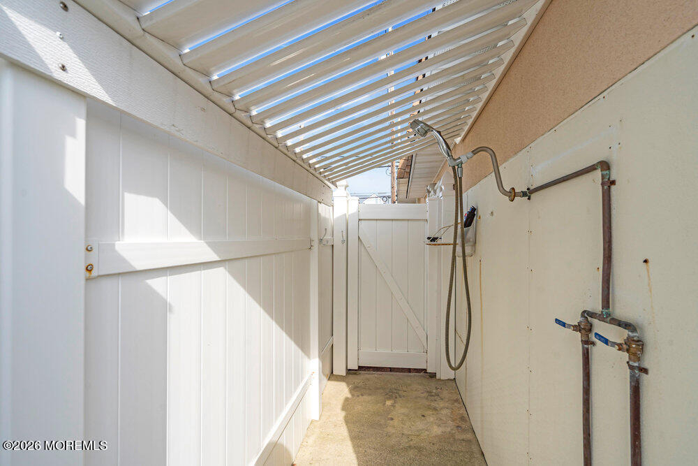 102 W Colony Road - Photo 22