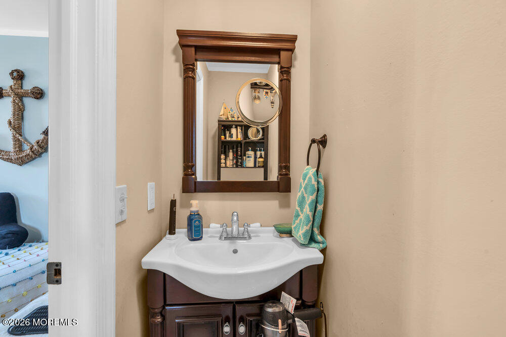 102 W Colony Road - Photo 25