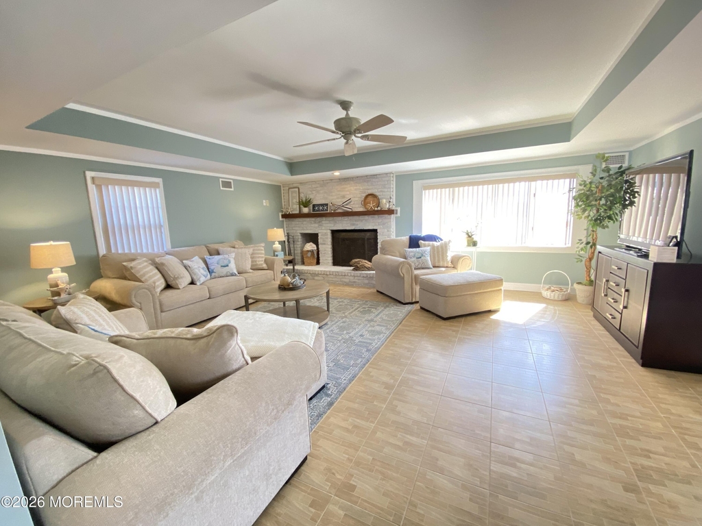 102 W Colony Road - Photo 6