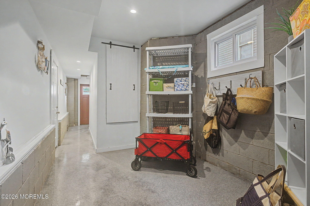 10 Center Street - Photo 16
