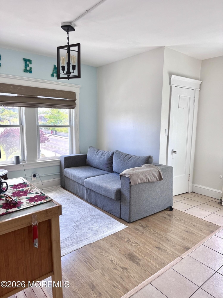415 Sunset Avenue - Photo 7