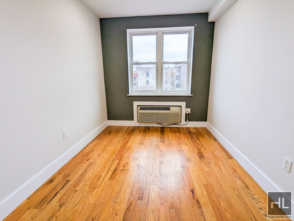 West 162 Street - Photo 3