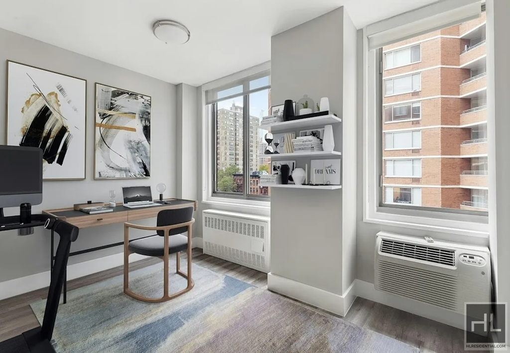 2nd Avenue - Photo 2