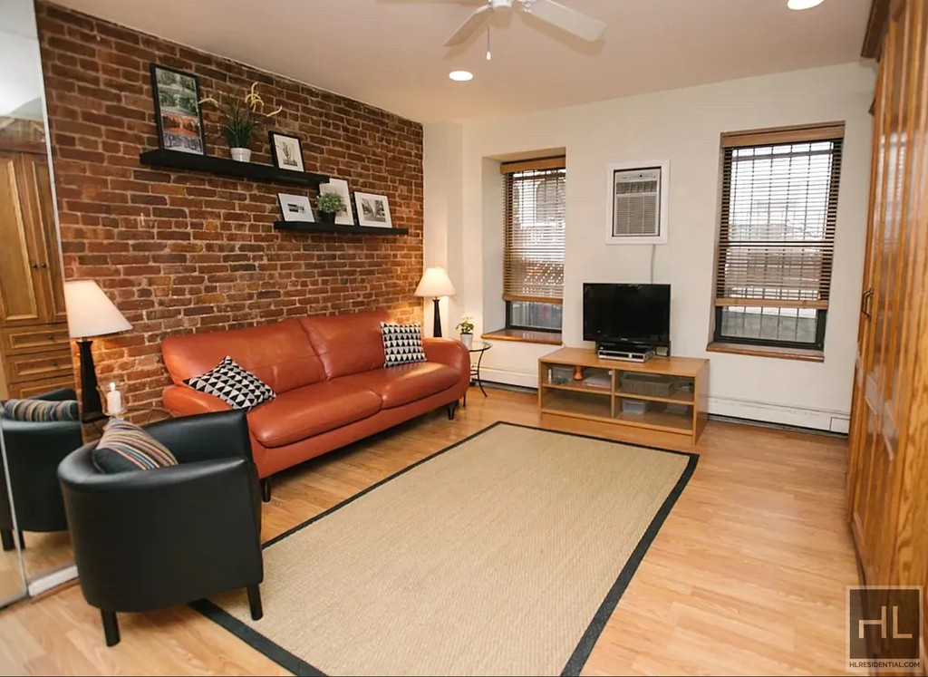 West 72 Street - Photo 2