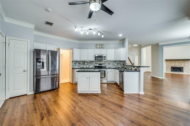804 Santa Fe Trail - Photo 8