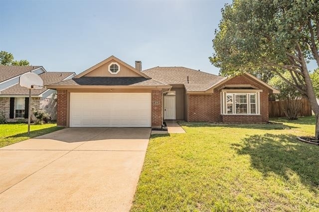 2711 Canterbury Street - Photo 1