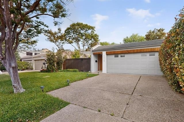 5015 Thunder Road - Photo 2