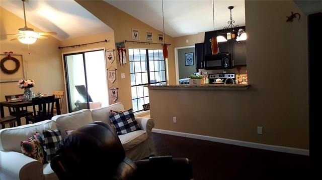 4423 Chapman Street - Photo 7