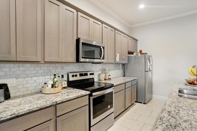 2401 Southridge Lane - Photo 17